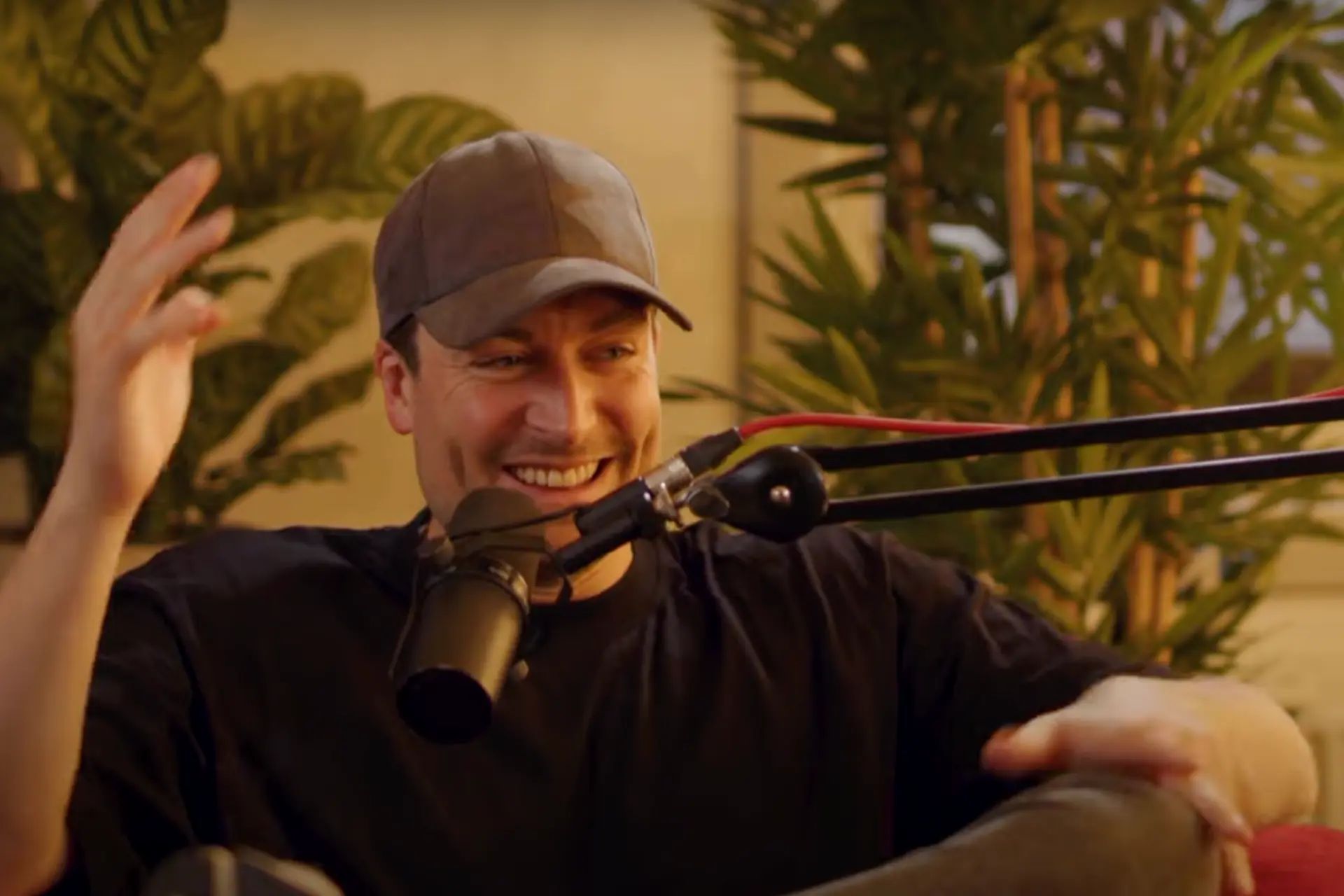 Viktor Verhulst deelt 'gênante' anekdote over hoe hij ooit Michael Vanthourenhout & co klopte