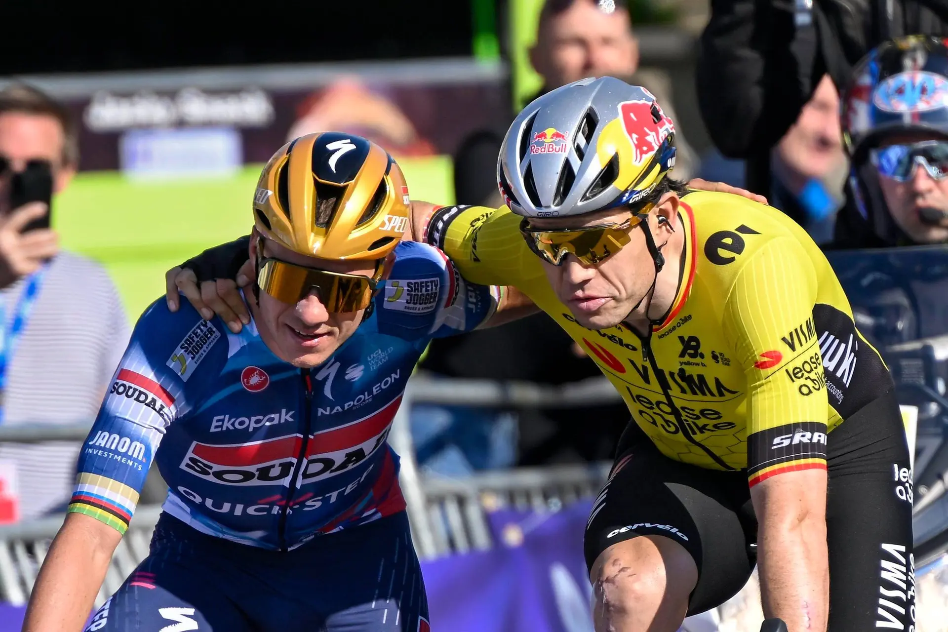 Had Remco Evenepoel de zege cadeau moeten doen aan Wout van Aert? 'Niet dus!'