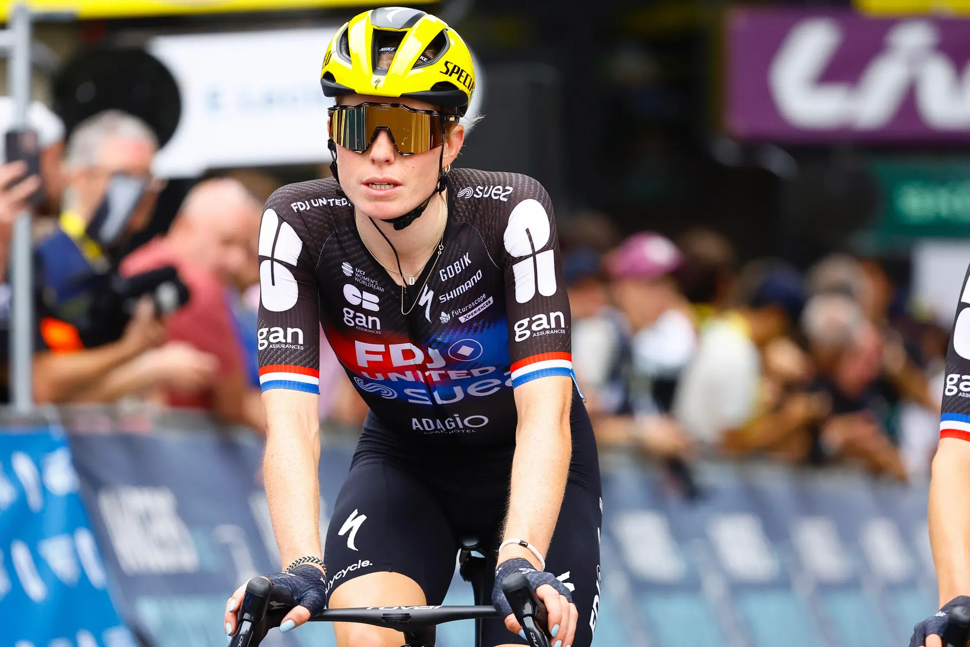 'Ik vind hem een stomme man': relletje tussen FDJ-SUEZ en Visma - Lease a Bike escaleert