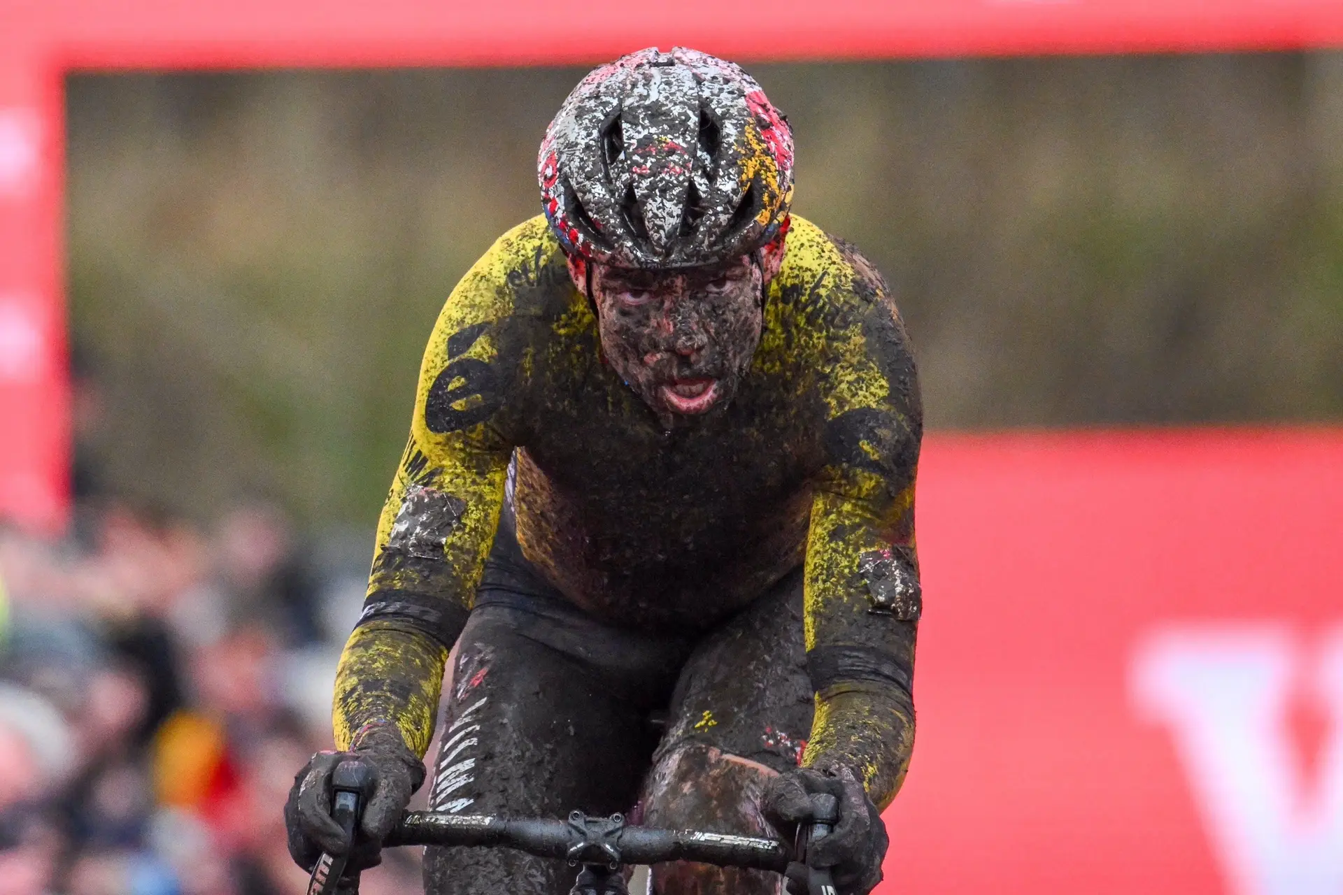 Wout van Aert blikt vooruit op zijn plannen de komende maanden