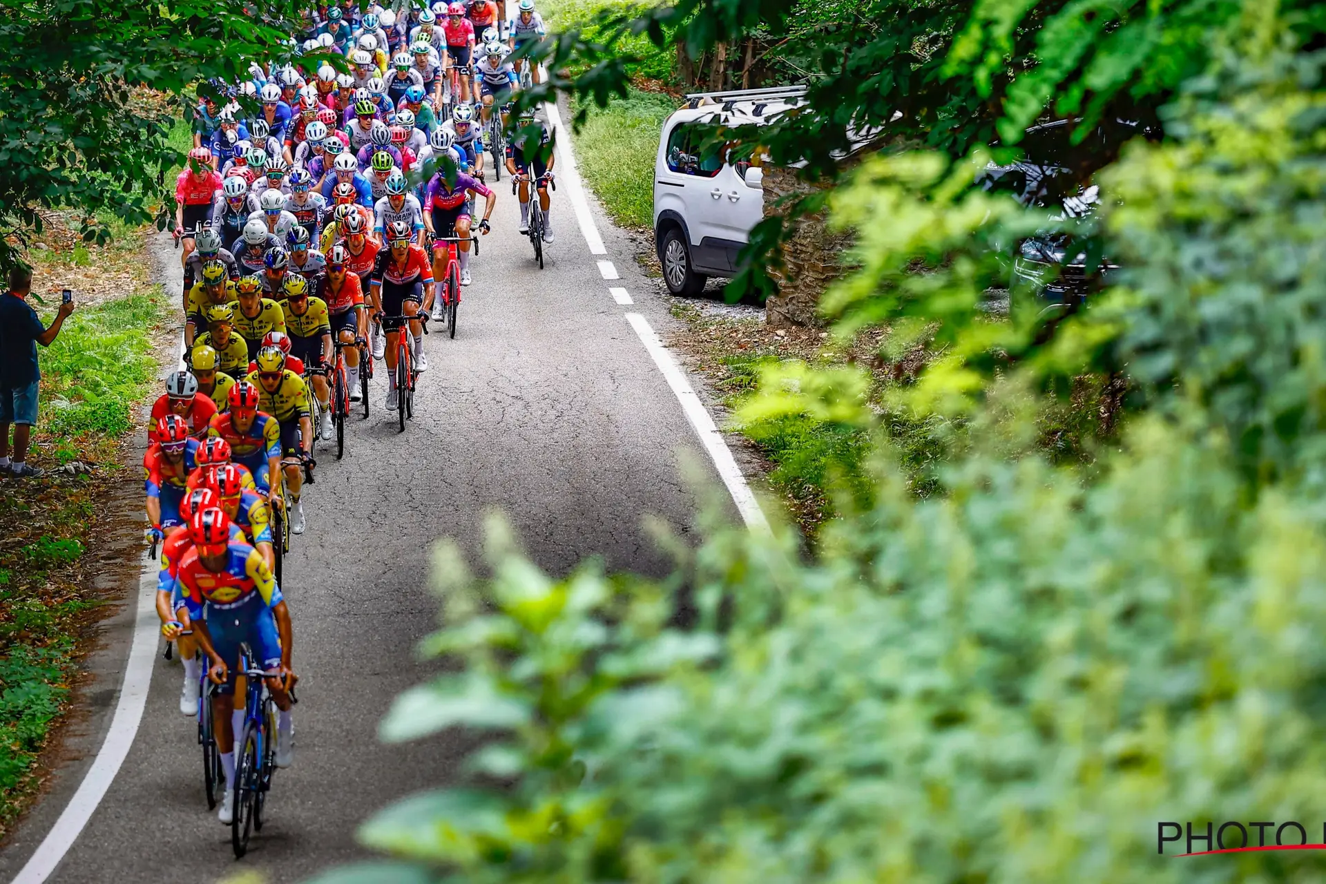 Twaalf (!) renners en ploegleiders krijgen opmerkelijke boete van UCI