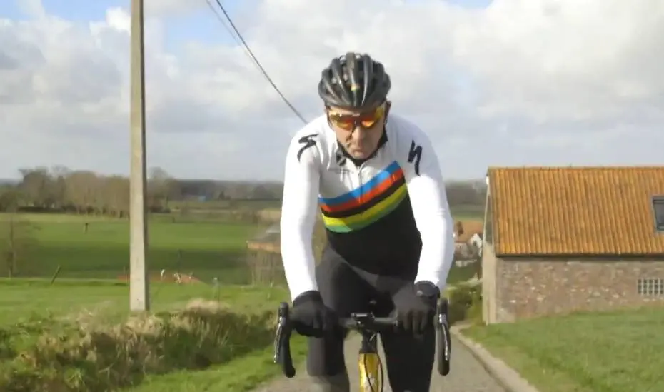 Ronde van Vlaanderen 2026 | Museeuw geeft Van Aert één cruciale tip mee: "Dan staat België op z'n kop!"