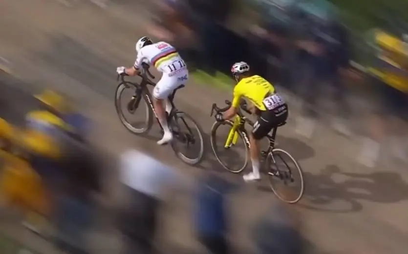 Kassa kassa! Zoveel prijzengeld krijgt Wout van Aert na zijn zege in Parijs-Roubaix