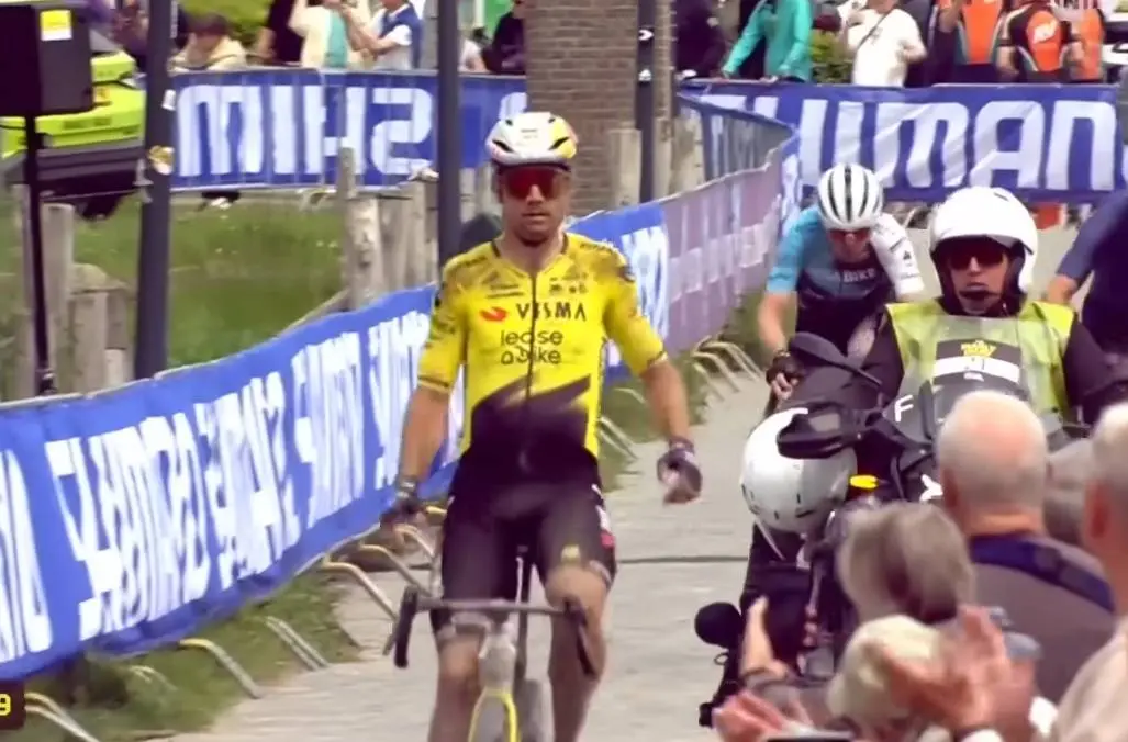 Onthuld: de échte reden waarom Wout van Aert deelnam aan de Marly Grav gravelrace