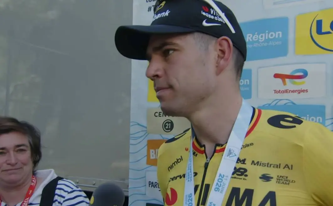 Reactie van Visma-Lease a Bike op opgave van Wout van Aert is redelijk somber: "Dan moet je risico nemen"