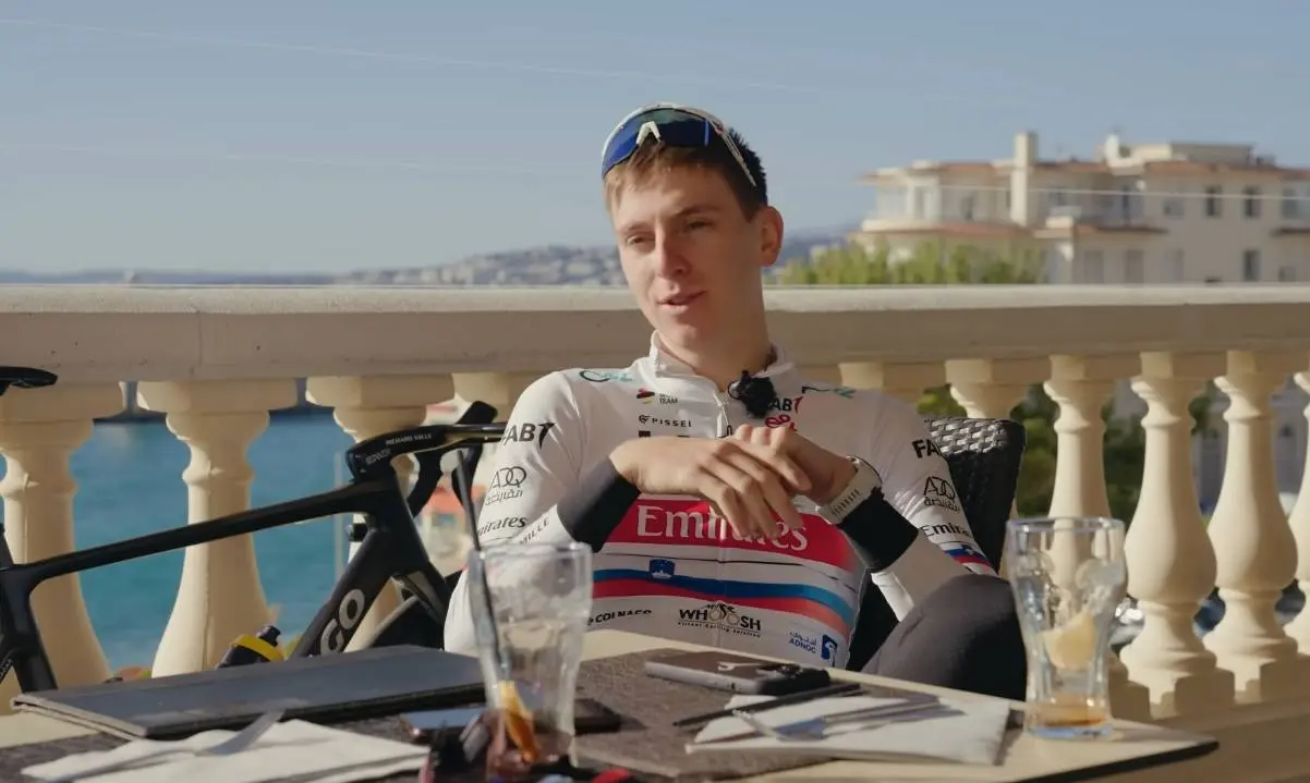 Peperduur, maar niet in de Tour: dit is het nieuwe polshorloge van Pogacar
