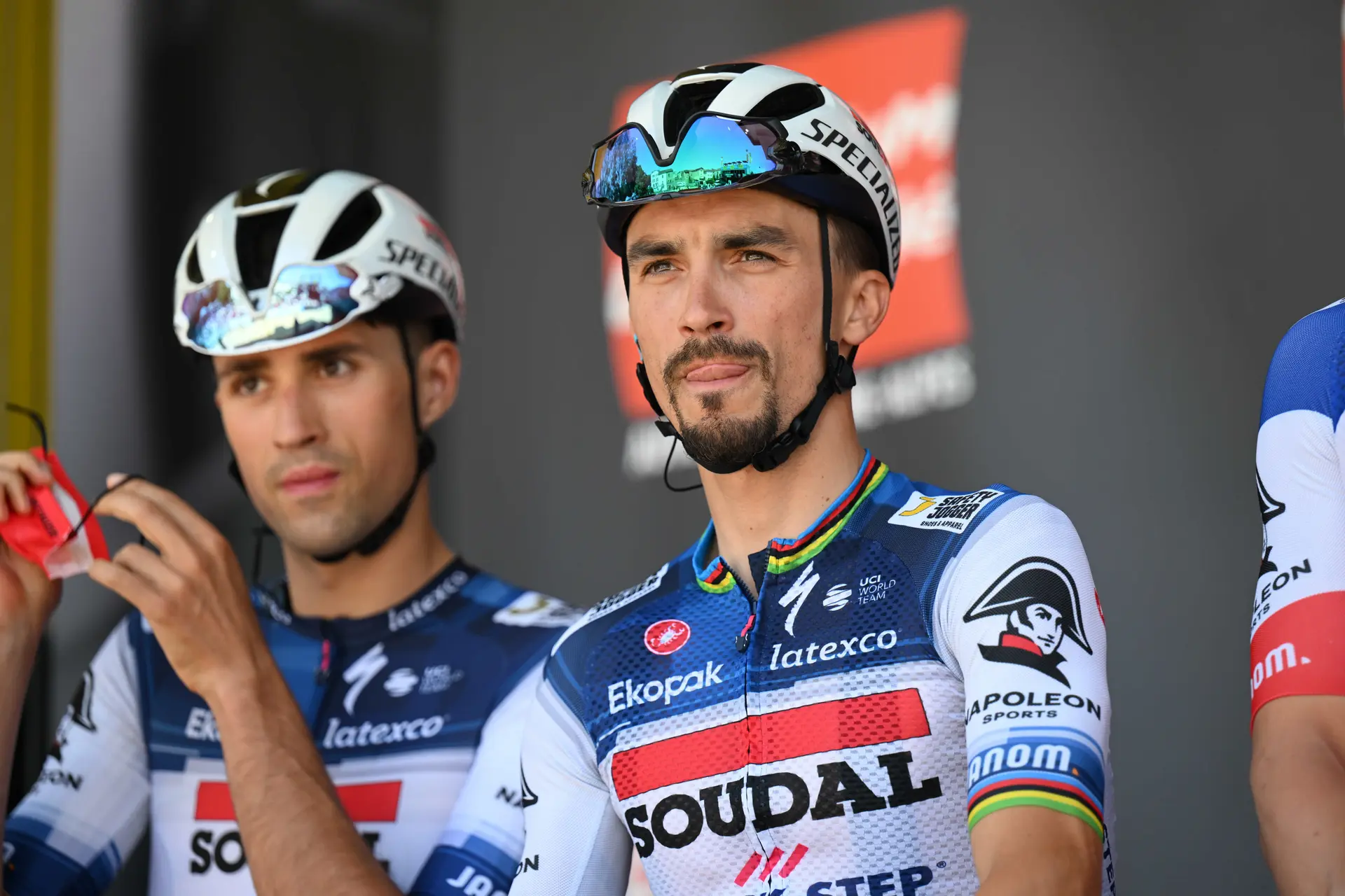 "Toen ik opgroeide, keek ik altijd naar hem op tv" - Paul Magnier over zijn jeugdidool en huidige teamgenoot Julian Alaphilippe