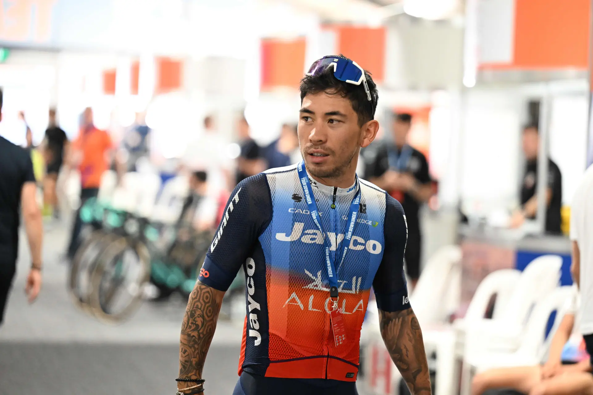 "Het voelt goed om eindelijk te winnen" - Caleb Ewan na winst in openingsetappe van Tour of Oman 2024