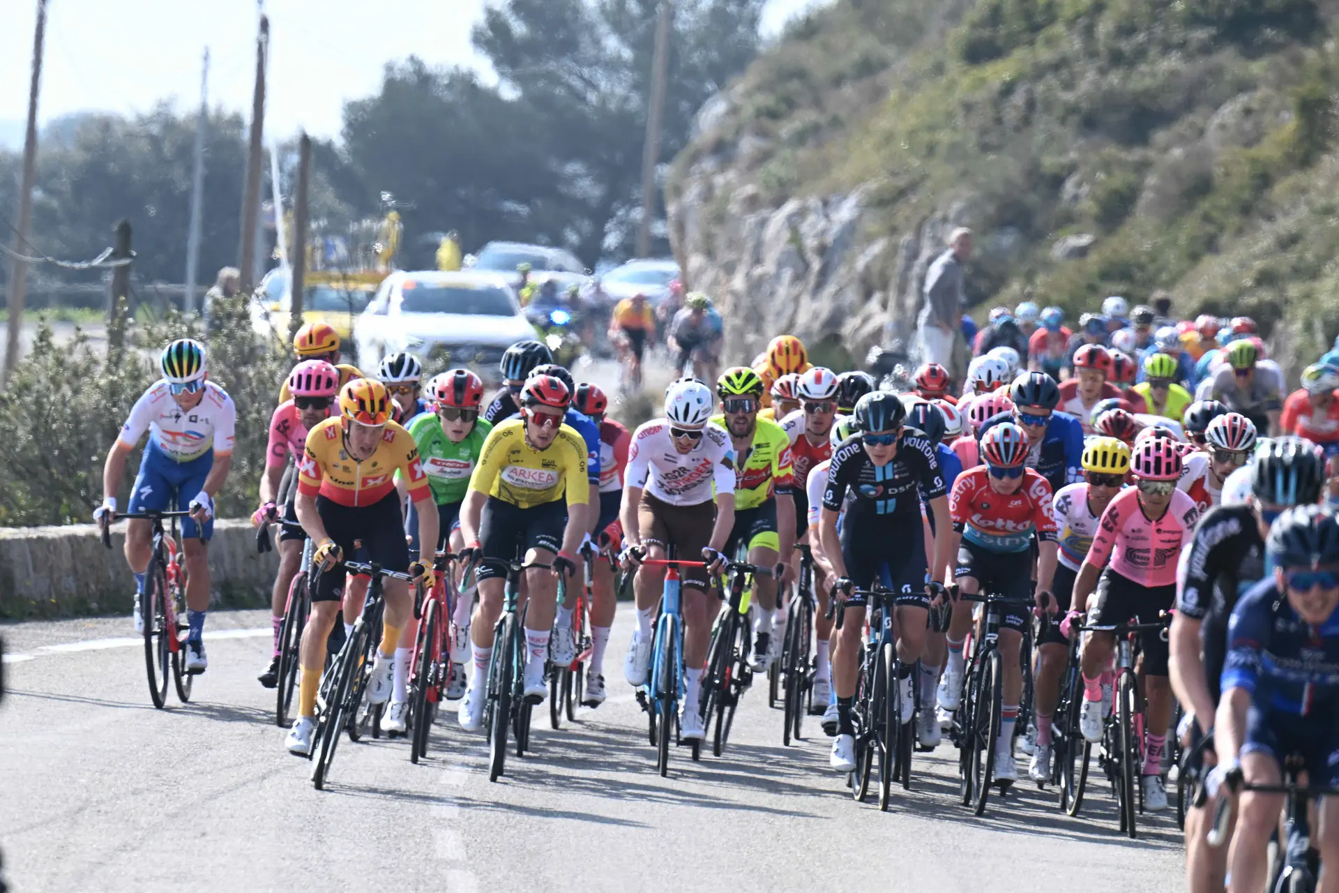 De UCI heeft moeite met de wetgeving voor het bestraffen van wielrenners op doping: "Renners profiteren van de nacht"