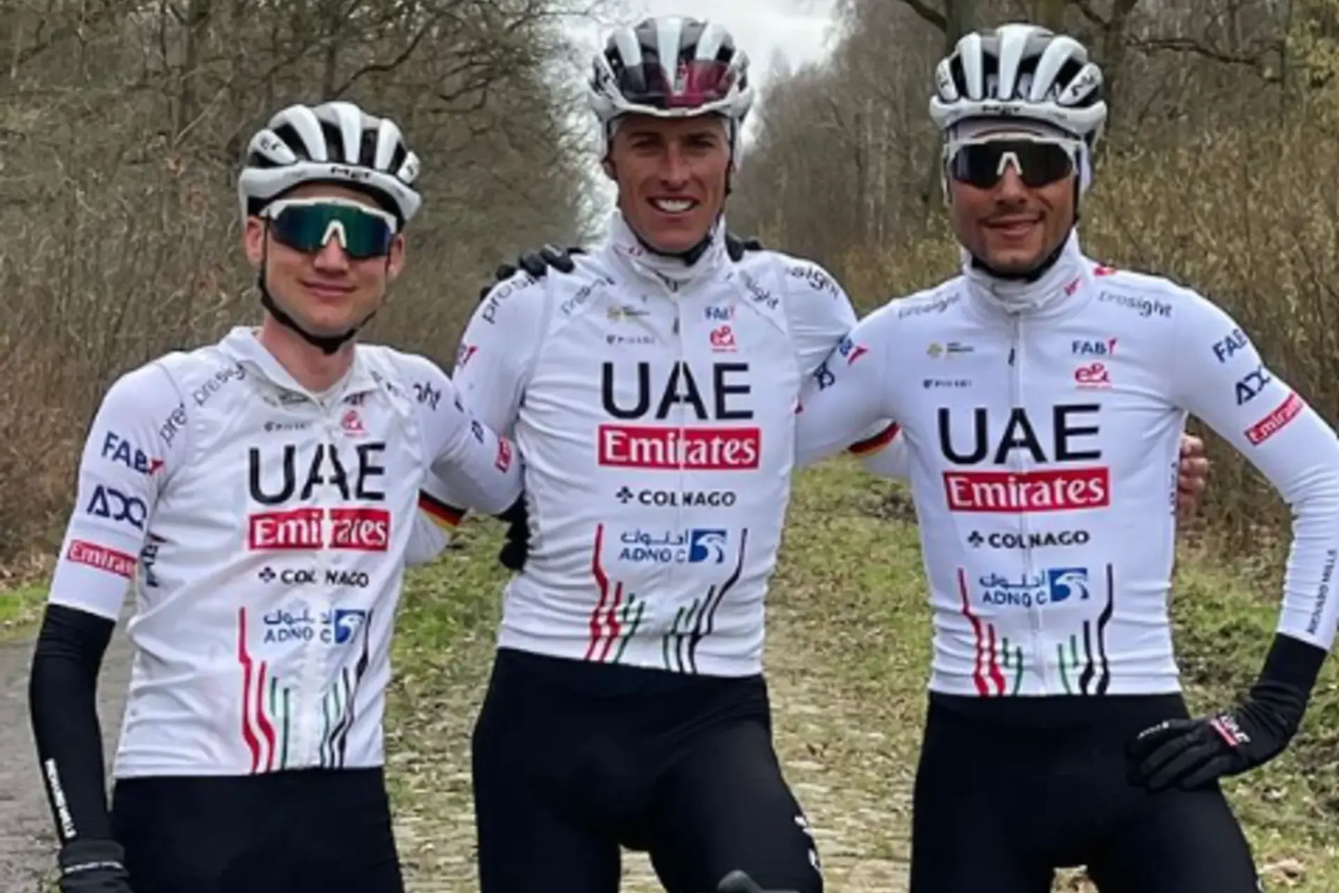 UAE Team Emirates verkent parcours van Parijs-Roubaix twee maanden voor de kasseiklassieker