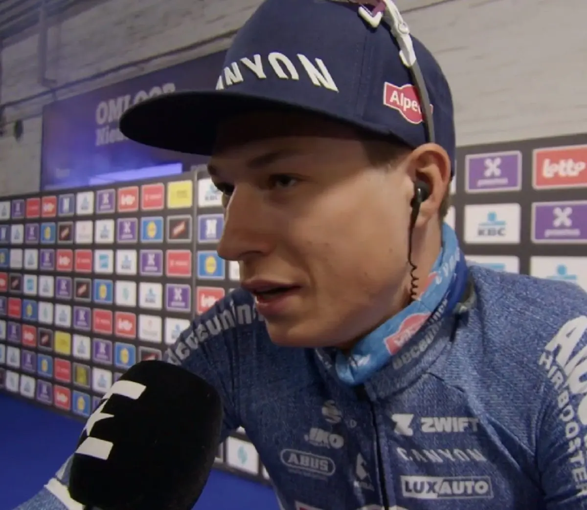 "Tim Merlier was duidelijk de snelste. Hij is de verdiende winnaar" - Geen wrok bij Jasper Philipsen na mislopen EK-glorie