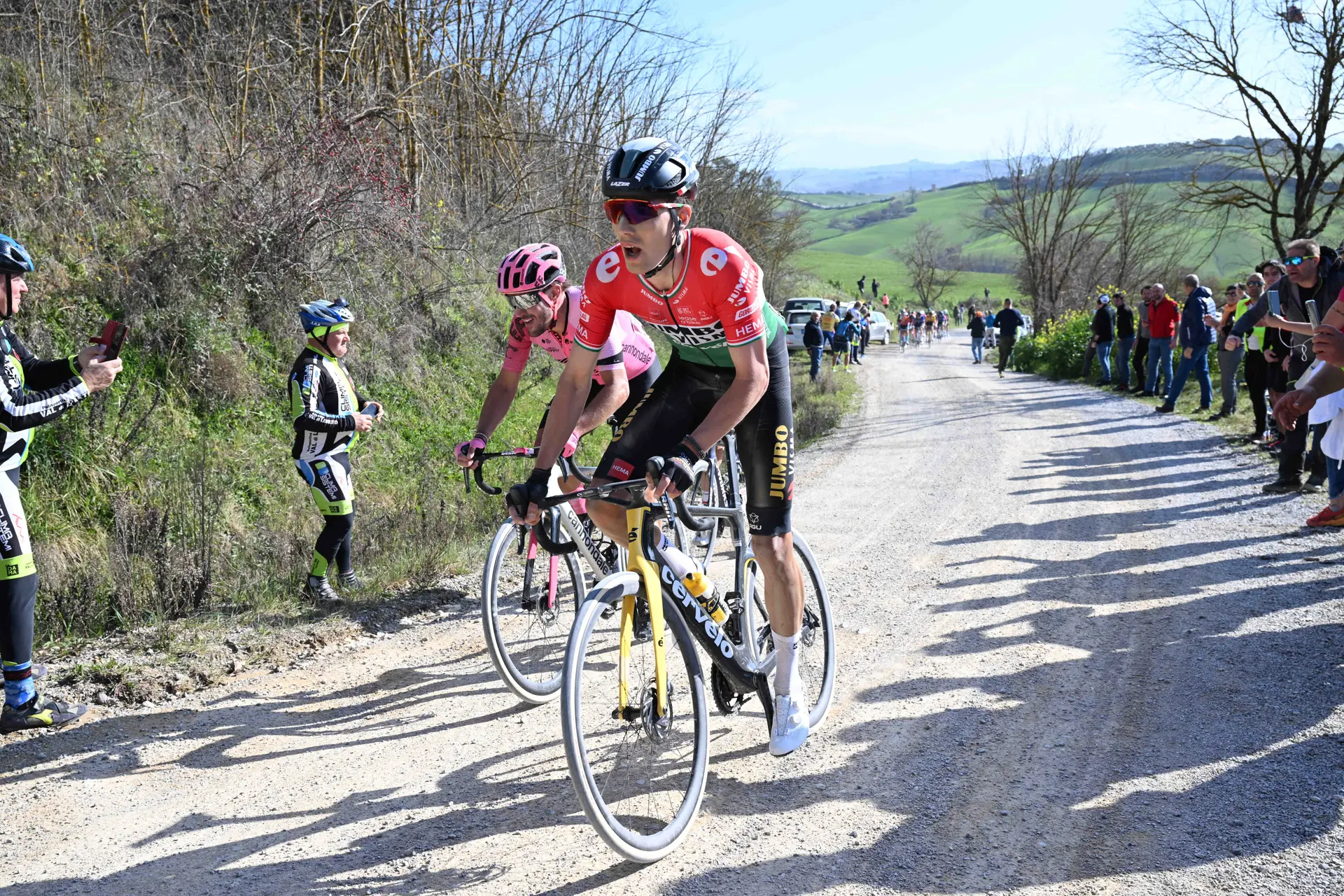 "Strade Bianche is mijn favoriete race" - Attila Valter verrassende leider van Team Visma | Lease a Bike in Italië