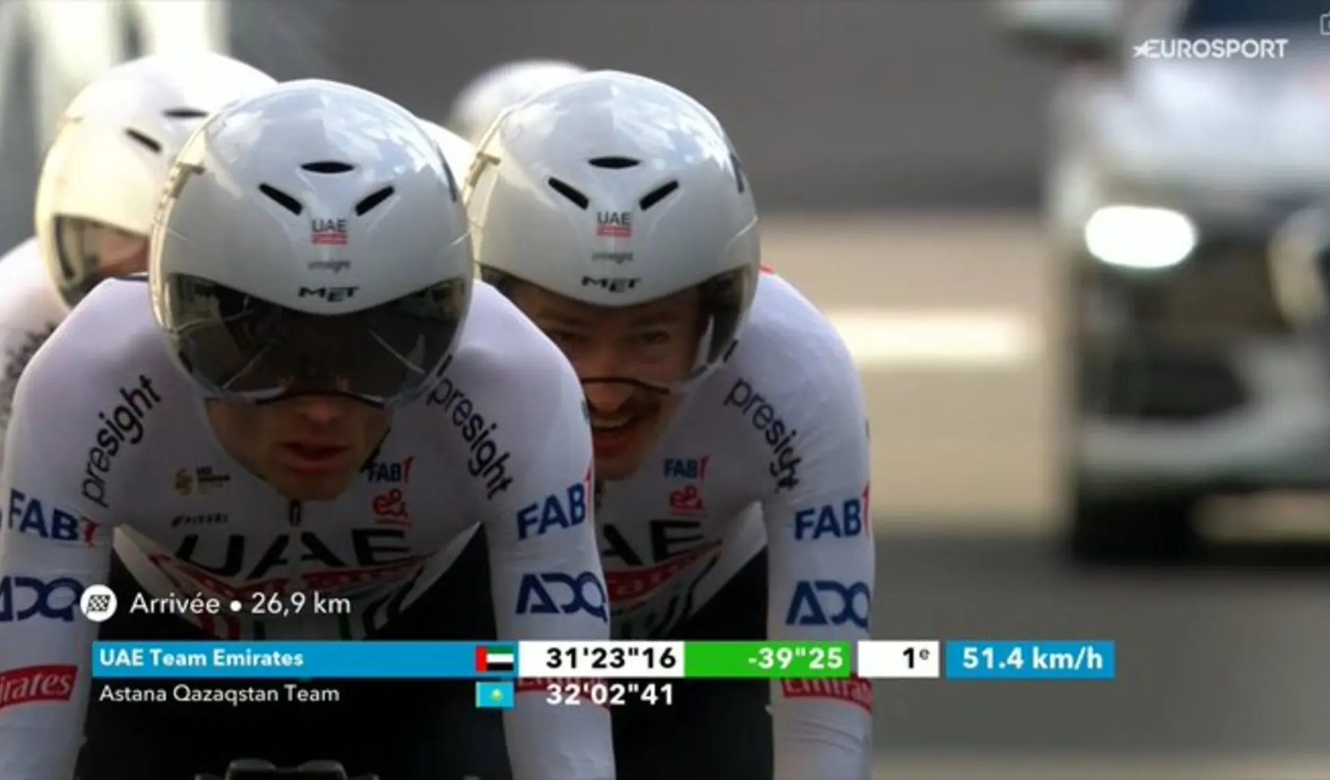 UAE Team Emirates wint regenachtige ploegentijdrit in Parijs-Nice 2024