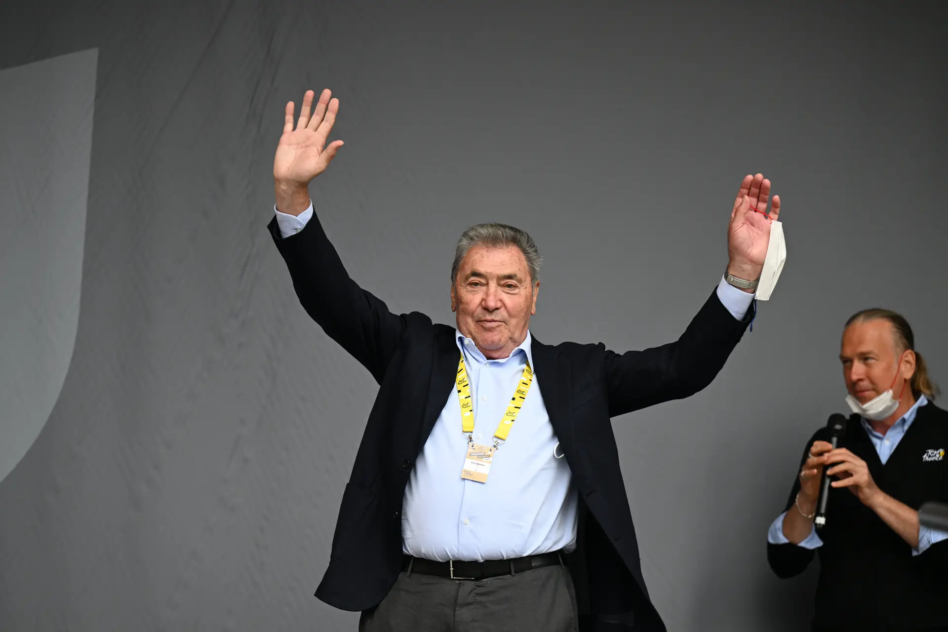 "Ik zie mezelf niet in dat wereldje van nu" - Eddy Merckx uit zijn afkeer tegen de huidige wielerstructuur
