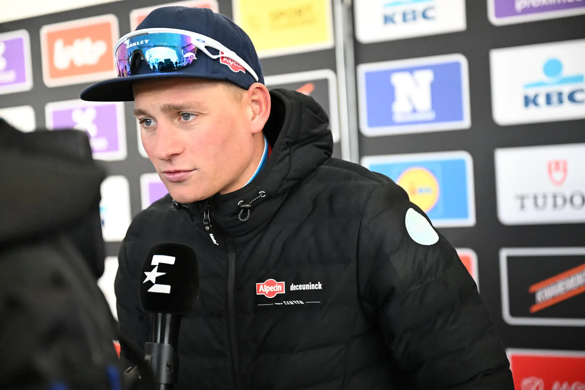 Mathieu van der Poel annuleert verkenning Luik-Bastenaken-Luik vanwege slecht weer