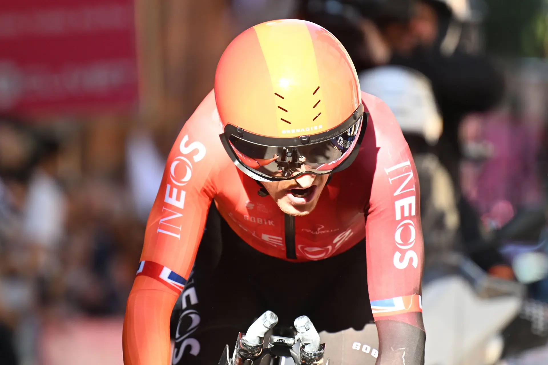"We moeten het gewoon blijven proberen. Dat is alles wat we kunnen doen" - Geraint Thomas terug naar de 2e plaats en weigert zijn droom van winst Giro d'Italia op te geven