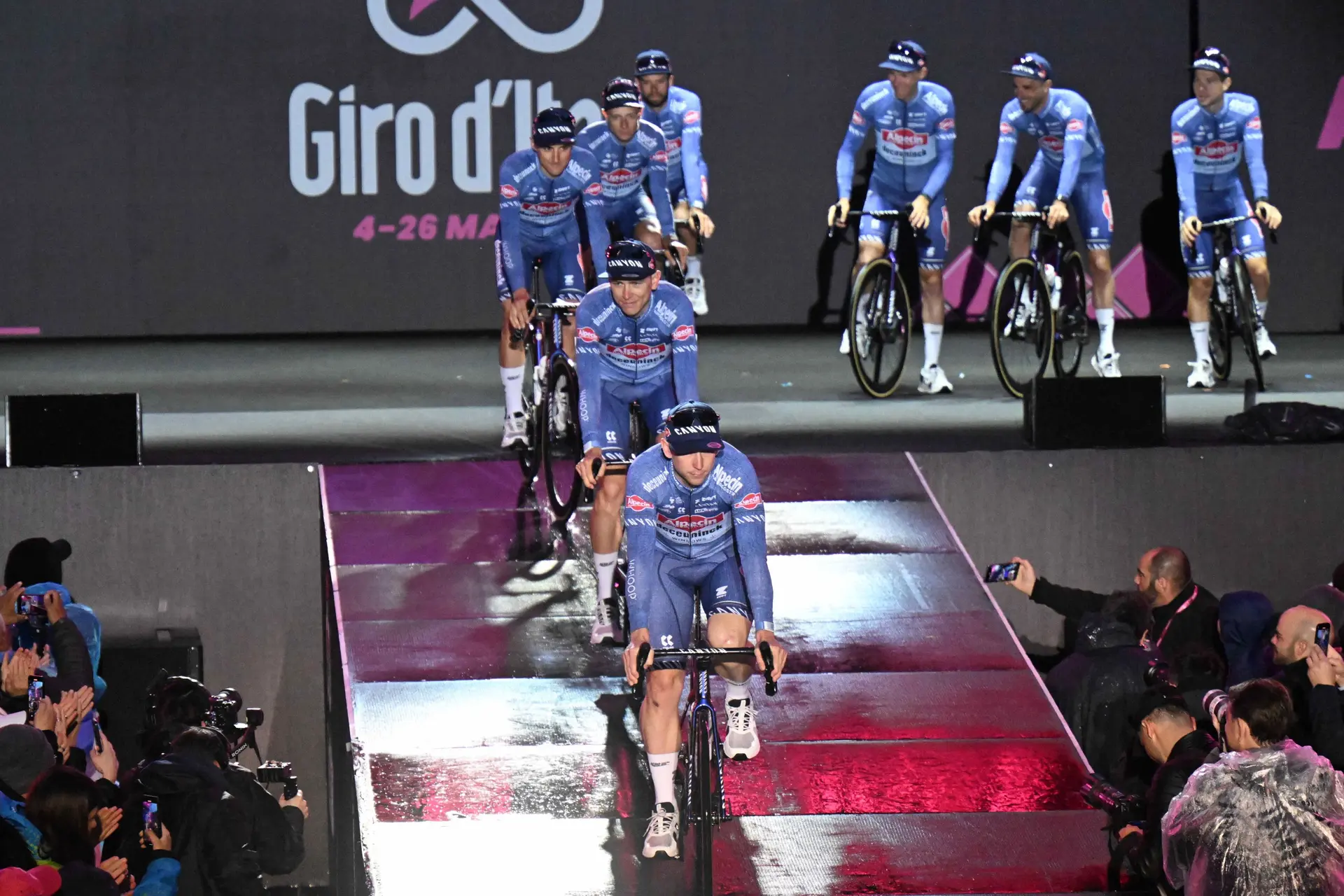 Alpecin-Deceuninck onthult prachtig speciaal shirt voor de Tour de France 2024
