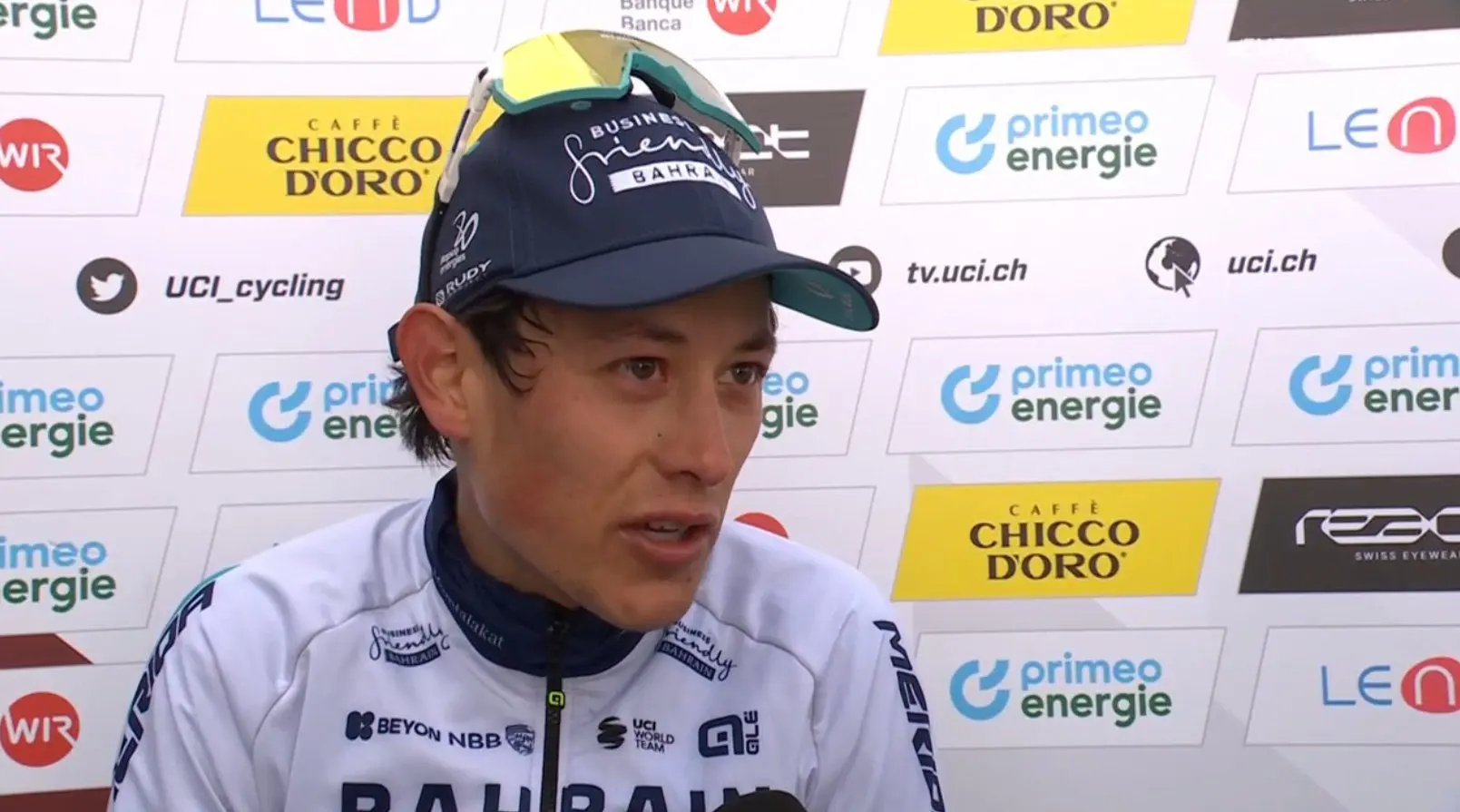 "Deze is voor Gino. Het is Gino's berg" - Torstein Traeen emotioneel na ritzege in de Tour de Suisse