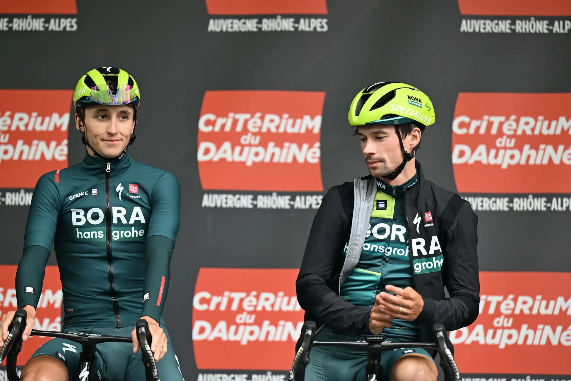 "Ze overtreffen zichzelf allemaal" - Primoz Roglic's invloed op zijn BORA - hansgrohe teamgenoten kan niet worden onderschat zegt Rolf Aldag
