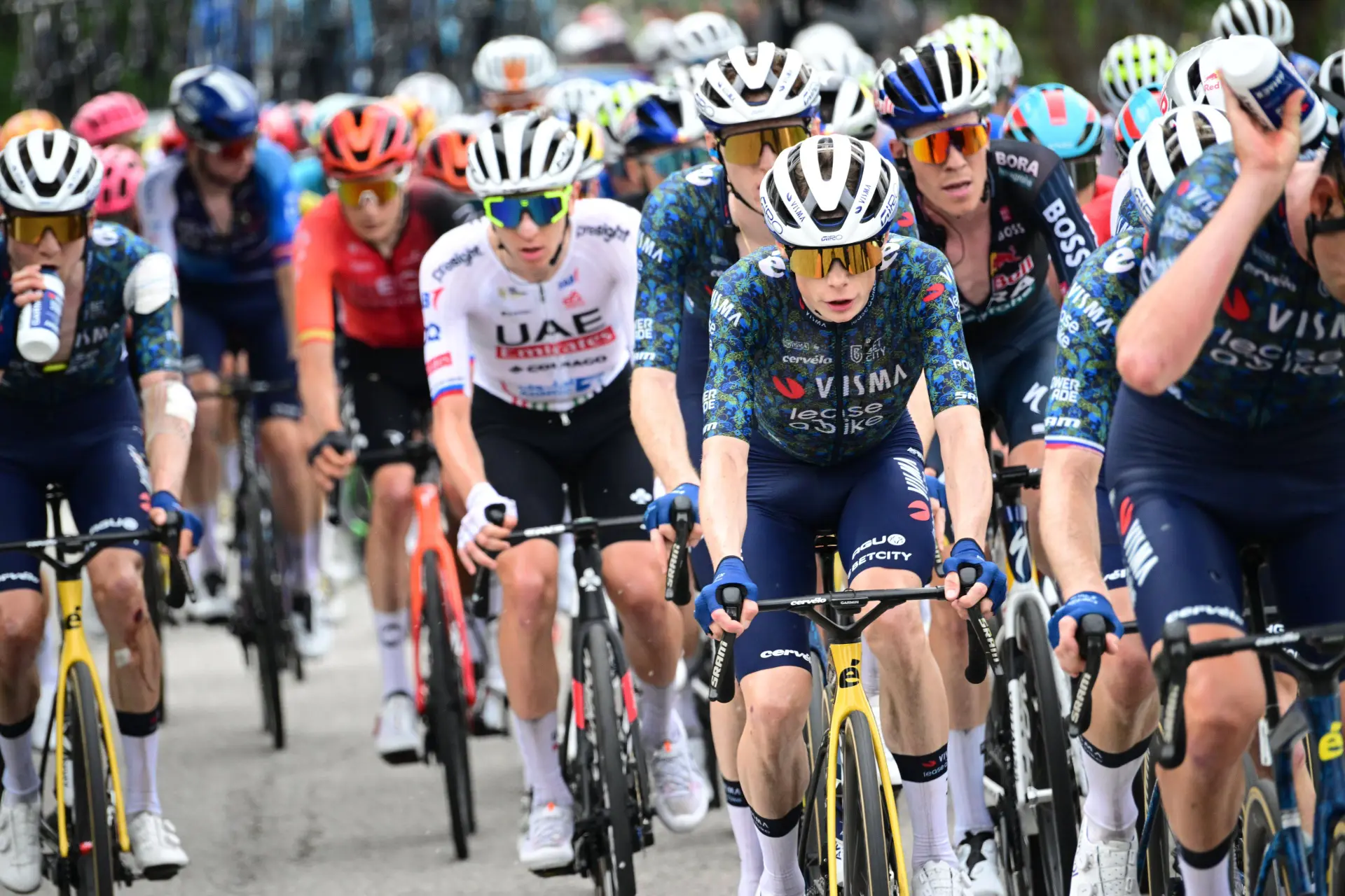 "Er is geen ruimte om rekening te houden met nationaliteit" - Thijs Zonneveld over gebrek aan Nederlandse renners in Tour de France-selectie van Visma