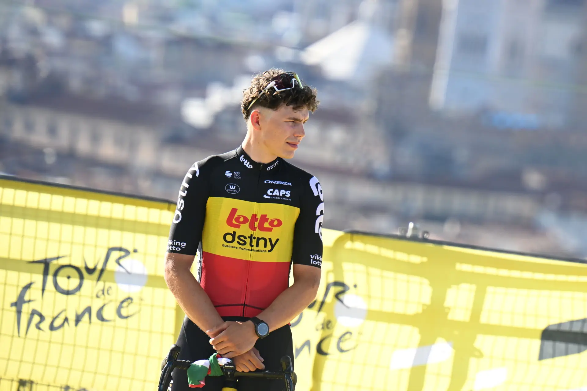 UCI Wereldranglijst Update: Tadej Pogacar blijft aan de leiding en Arnaud De Lie nestelt zich in de Top 10 na vierde plaats in de Bretagne Classic