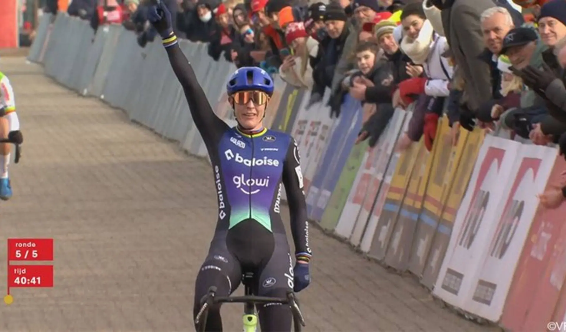 Uitslag Kermiscross Ardooie 2025 | Lucinda Brand &amp; Toon Aerts starten veldritseizoen met winst