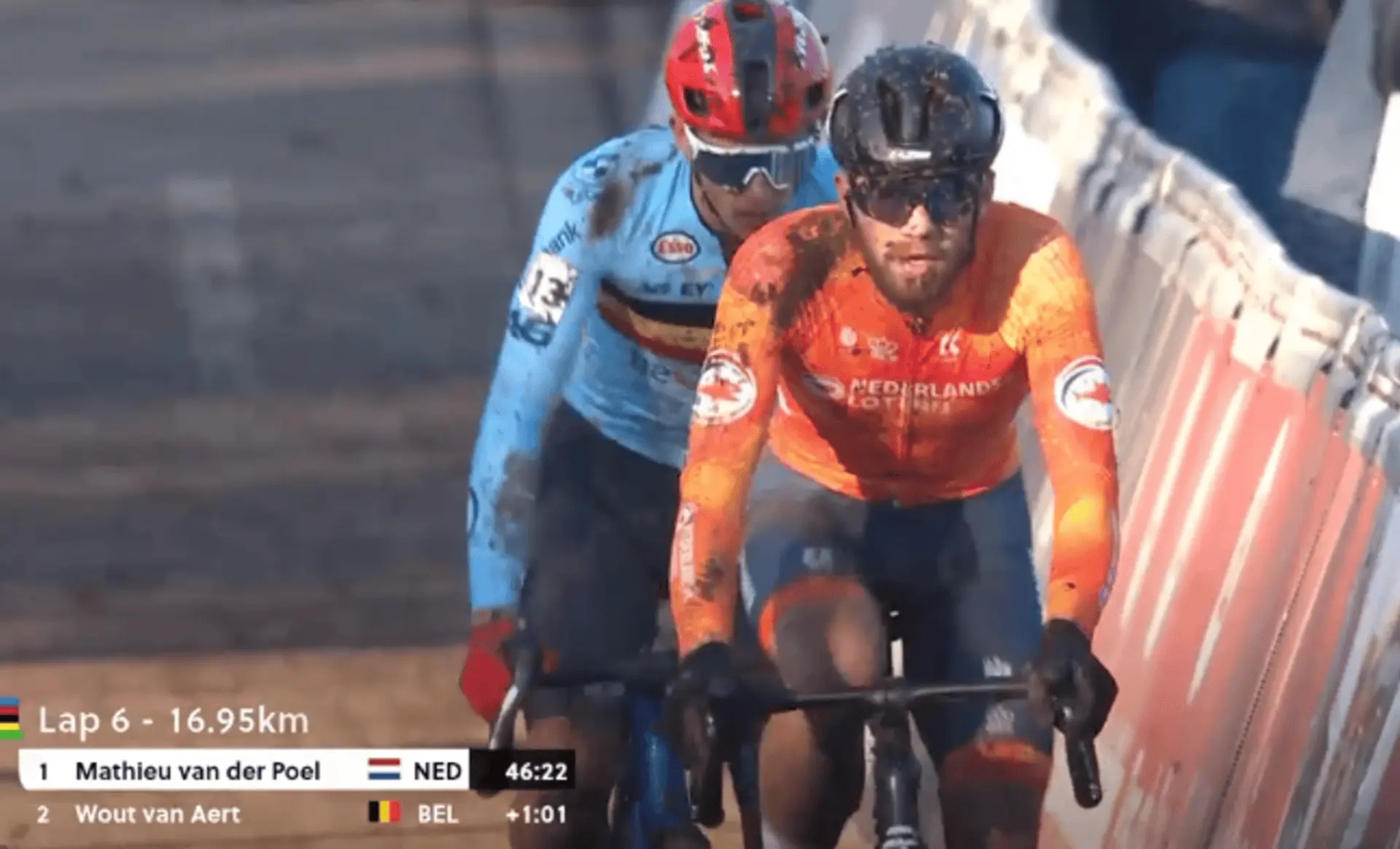 "Dat was voor Mathieu van der Poel" - Joris Nieuwenhuis komt applaudisserend over de streep, ondanks het missen van het podium op WK Cyclocross