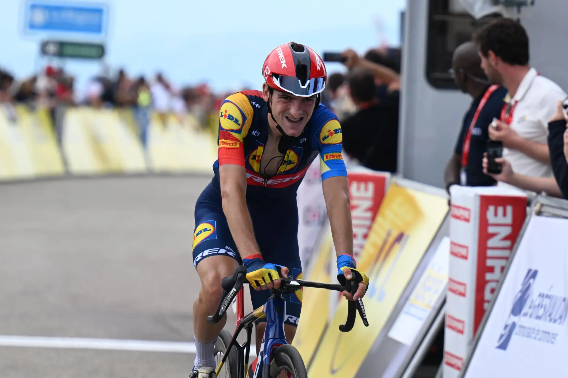 Ciccone knalt naar winst in openingsrit Tour of the Alps en pakt leiderstrui