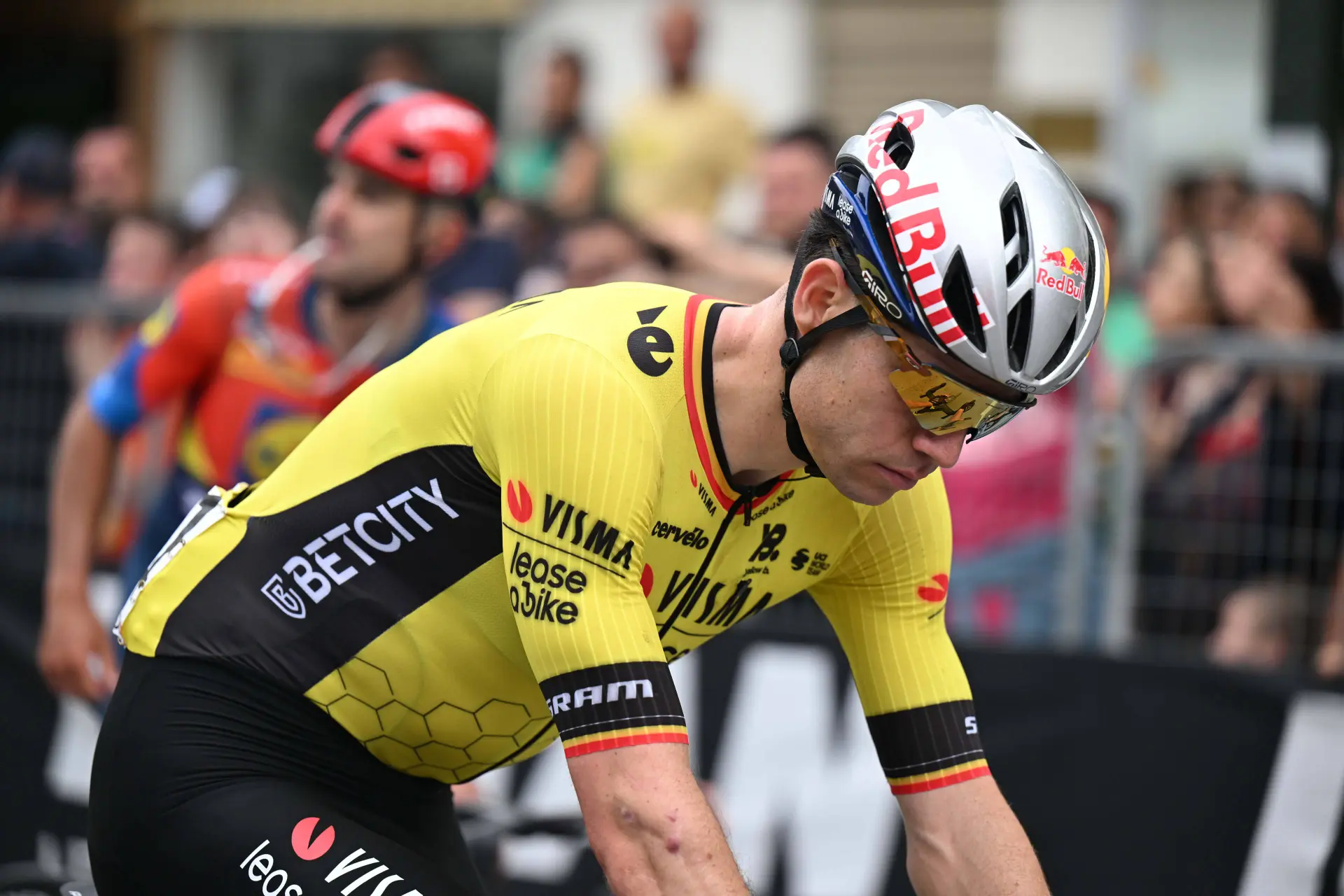 Alberto Contador springt in de bres voor Wout van Aert: "Hij wordt bekritiseerd alsof hij geen topper meer is. Dat is niet eerlijk"