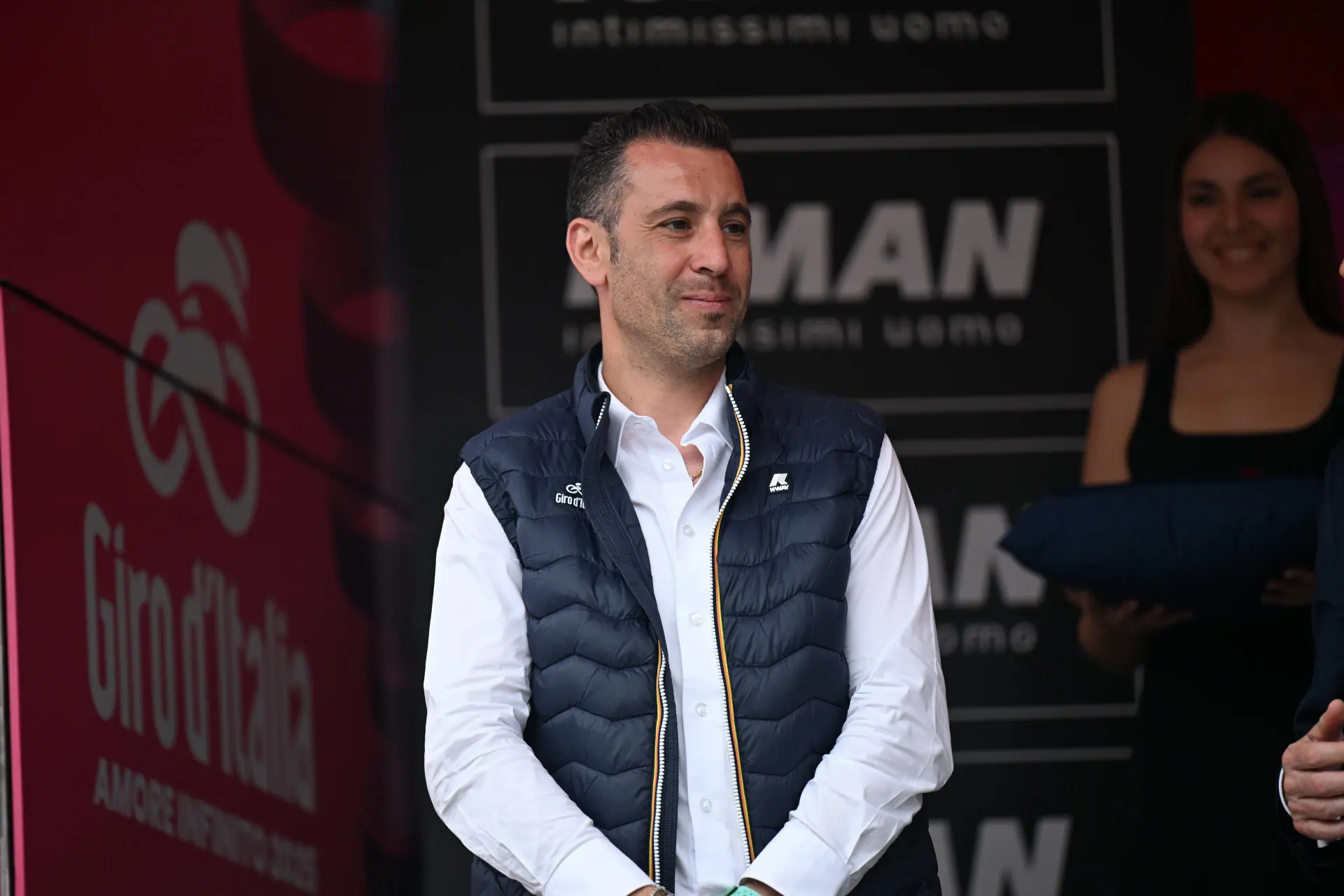 Vincenzo Nibali teleurgesteld door huidige koersstijl: "In mijn tijd werd intelligentie op de fiets ook zeer gewaardeerd... Nu draait alles om watts en data"