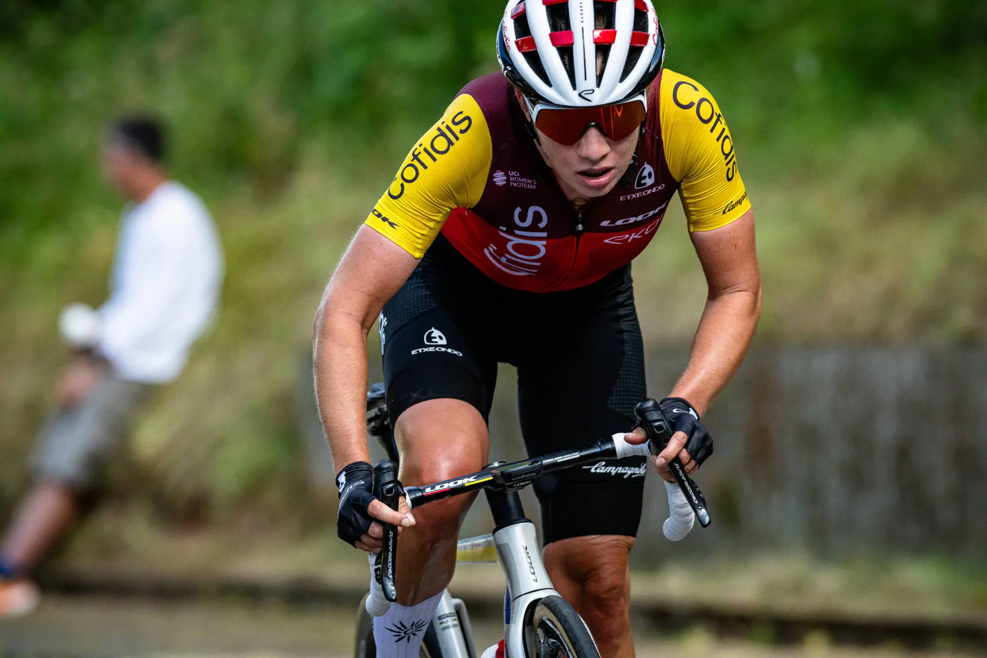 "Niemand telde calorieën en ik reed sterker" - Cofidis-renster vertelt over herstel van eetstoornis en gravelavonturen