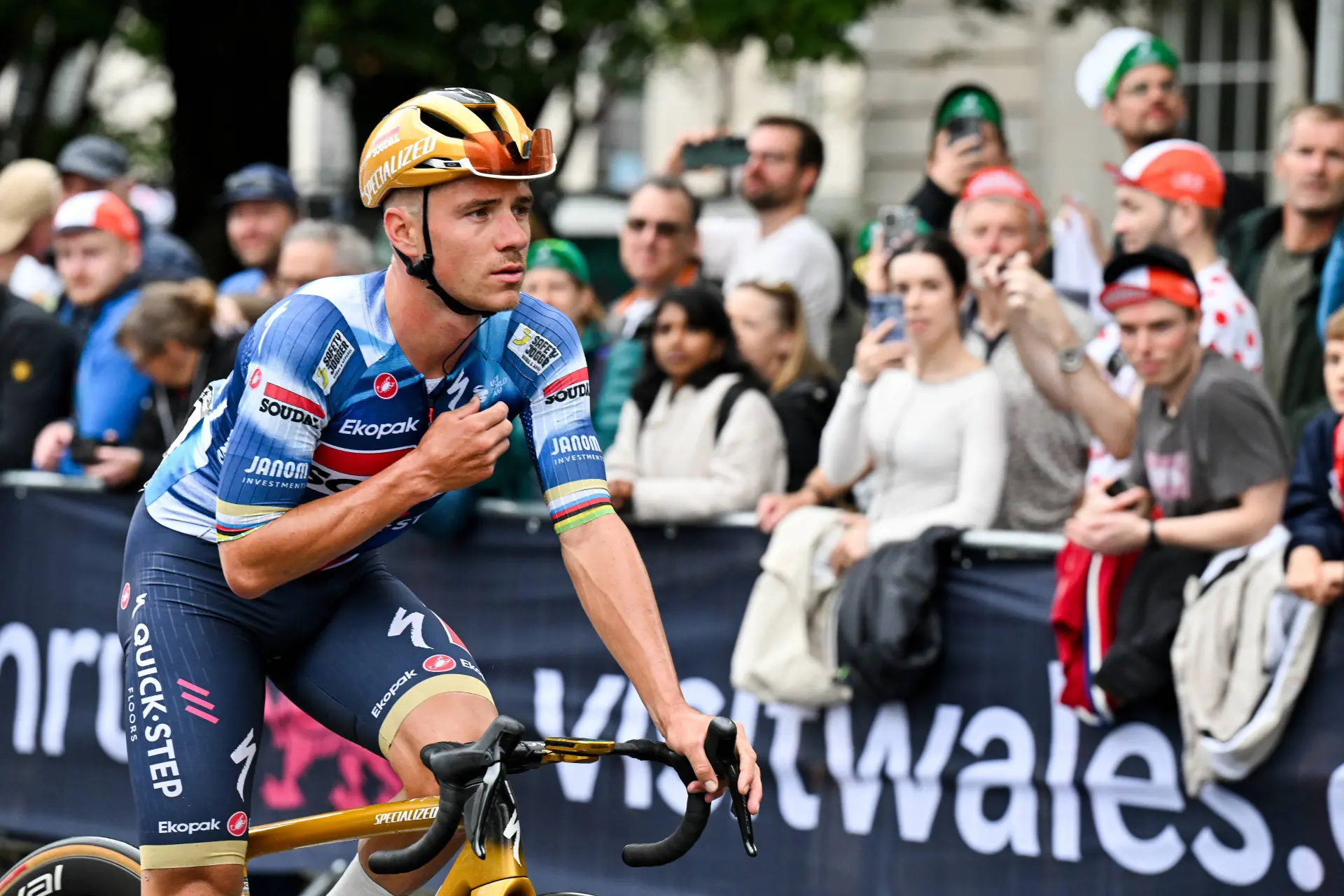 “Het moet wel de grootste transfer ooit zijn” – Geraint Thomas en Luke Rowe beoordelen de transfer van Remco Evenepoel naar Red Bull - BORA - hansgrohe