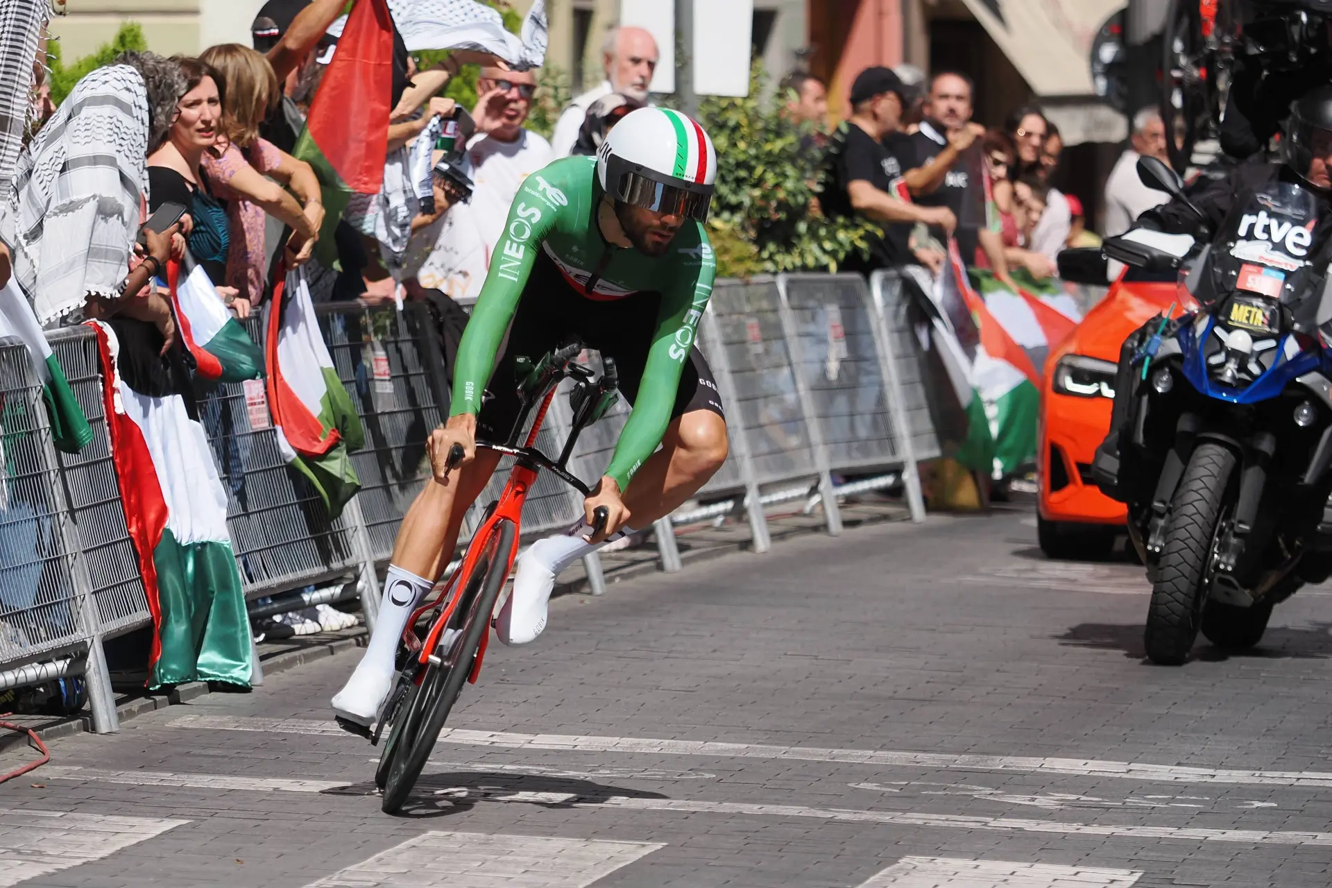 Starttijden en volgorde individuele tijdrit Giro d’Italia 2026 etappe 10 – Filippo Ganna is de topfavoriet