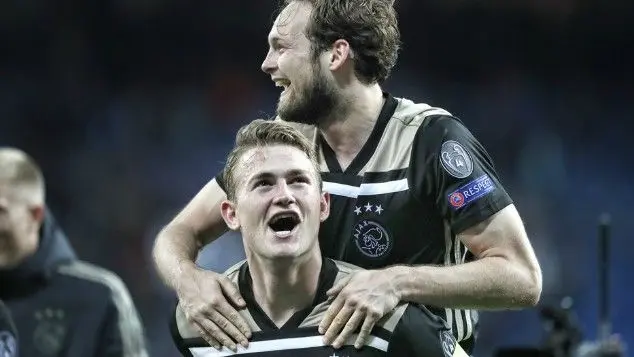 NB: 'Grootser dan de Europa League-finale'