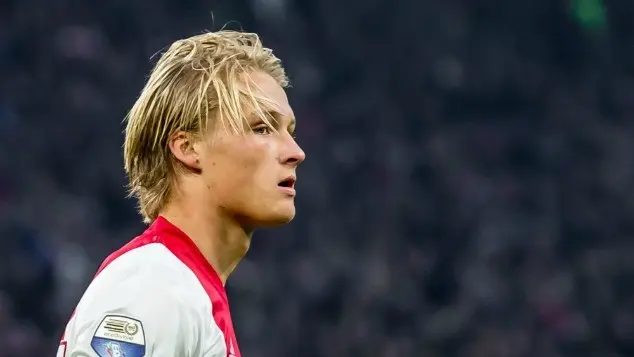 7196 3870 b5c4d270e3440f9833c7fe7b89c33c4c original