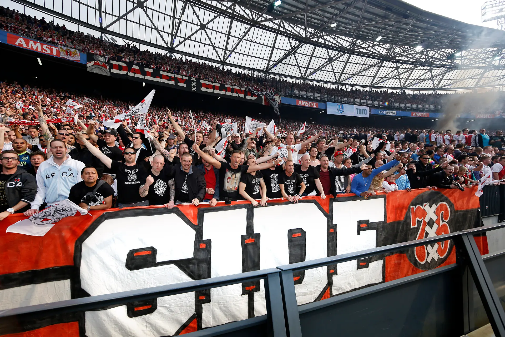 ajax fans knvb bekerfinale
