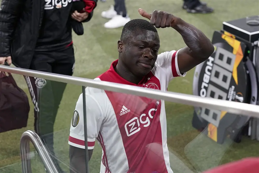 Ten Hag: 'Brobbey terugkopen? Als het kan, sta ik daar zeker voor open'