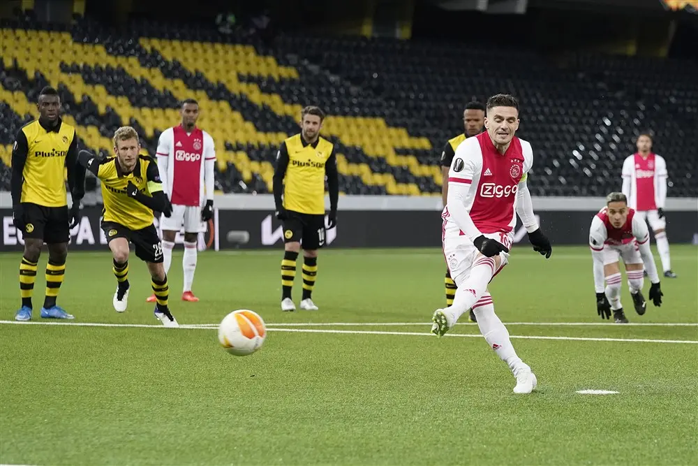 Geruchtenmolen: 'Tadić vraagt contract tot 2024 bij AC Milan'