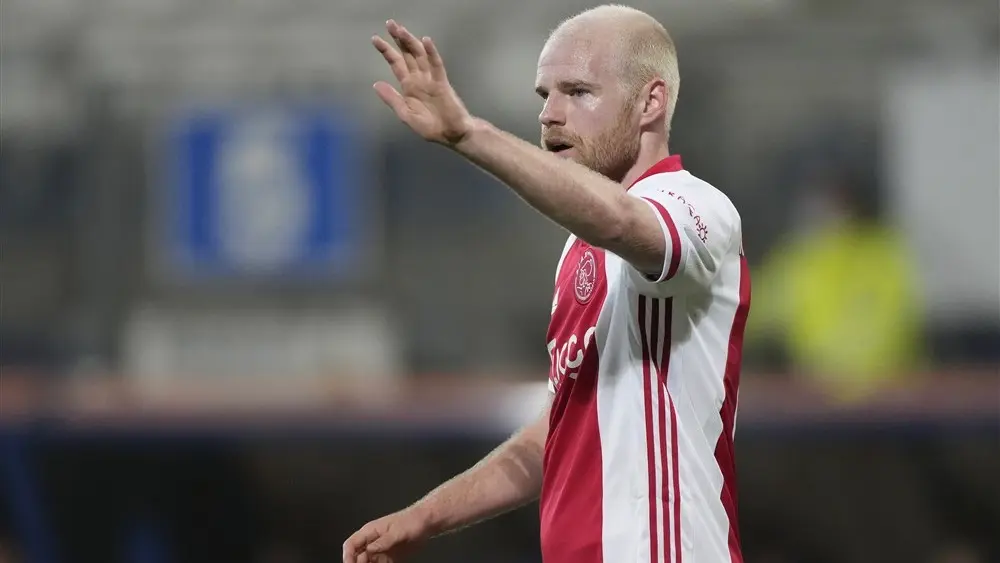 Ten Hag: 'Wissel Blind uit voorzorg, Klaassen ander verhaal'