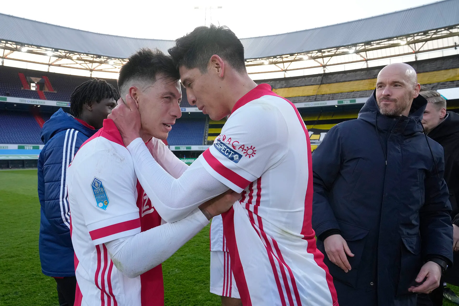 Edson Alvarez Lisandro Martinez bekerfinale 2021