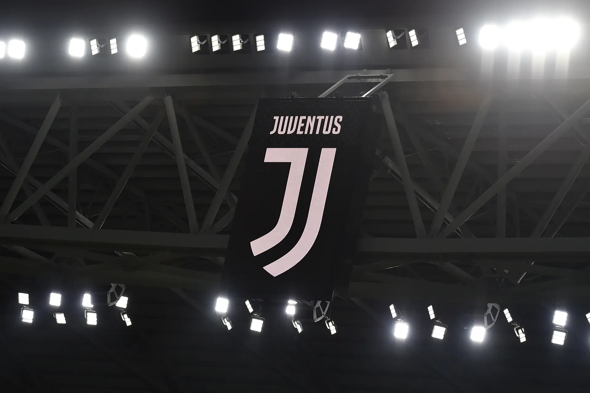 'Ajax bezig met nog een spits: talentvolle Juventus-aanvaller op weg naar Amsterdam'