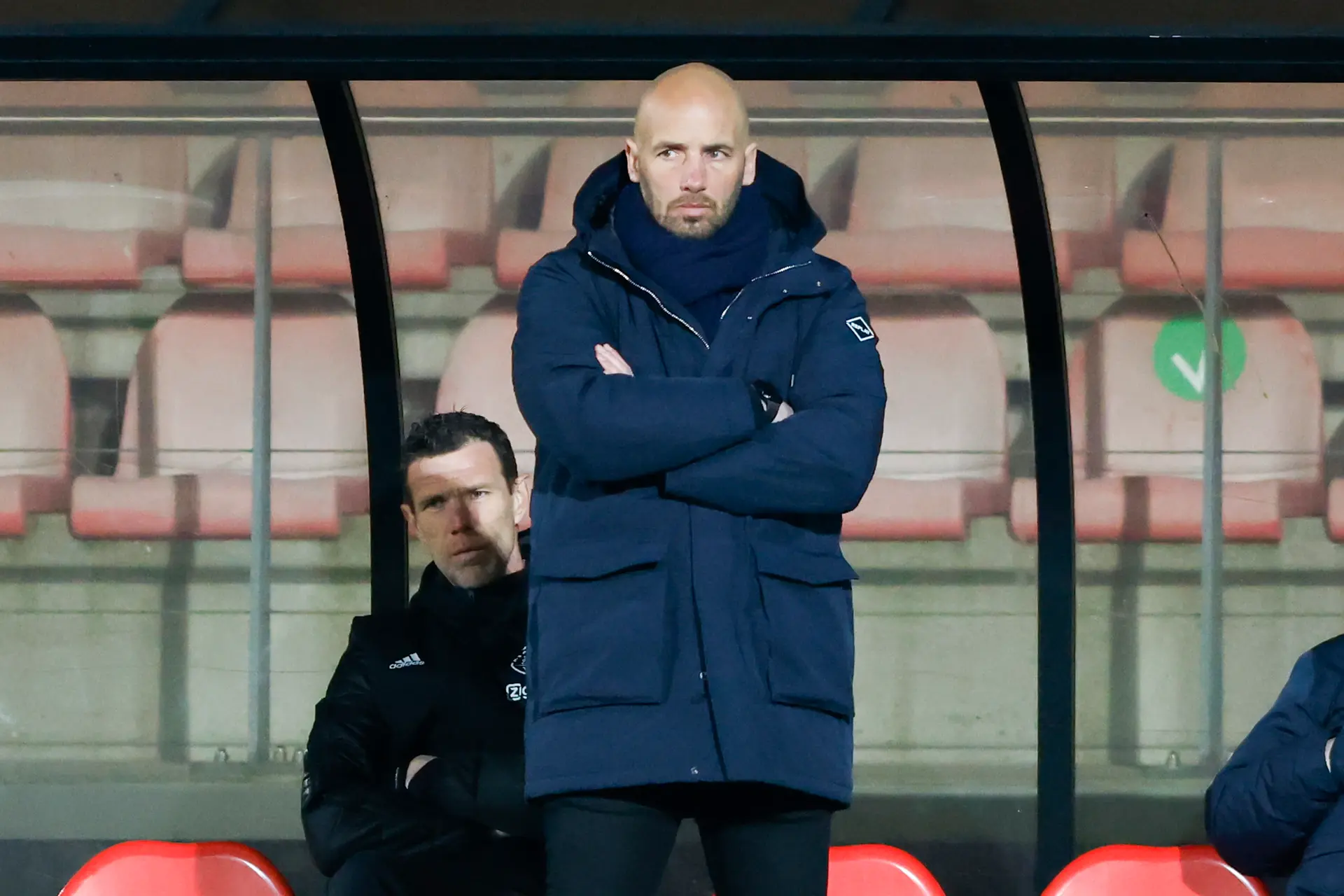 Van der Gaag schuift door naar Ajax 1; Heitinga trainer Jong Ajax