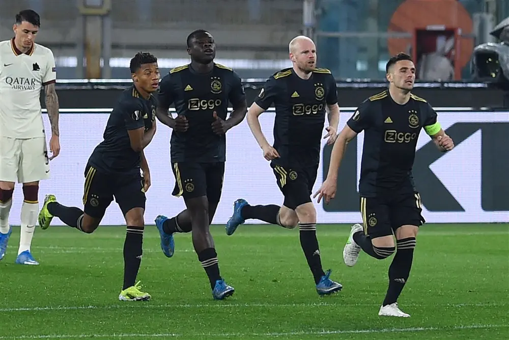 roma ajax 2021