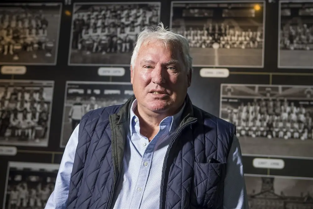 Van der Lem wil talenten langer bij Ajax zien: 'Geef ze een contract voor zes jaar'