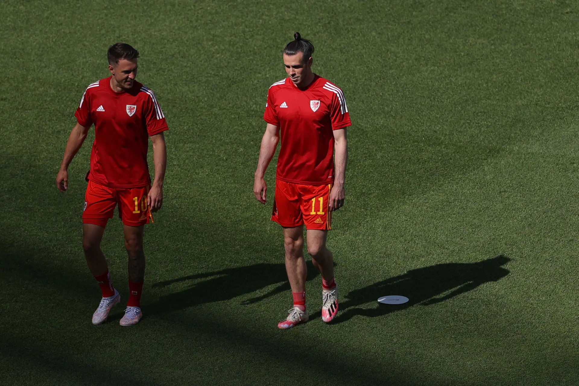 aaron ramsey gareth bale wales