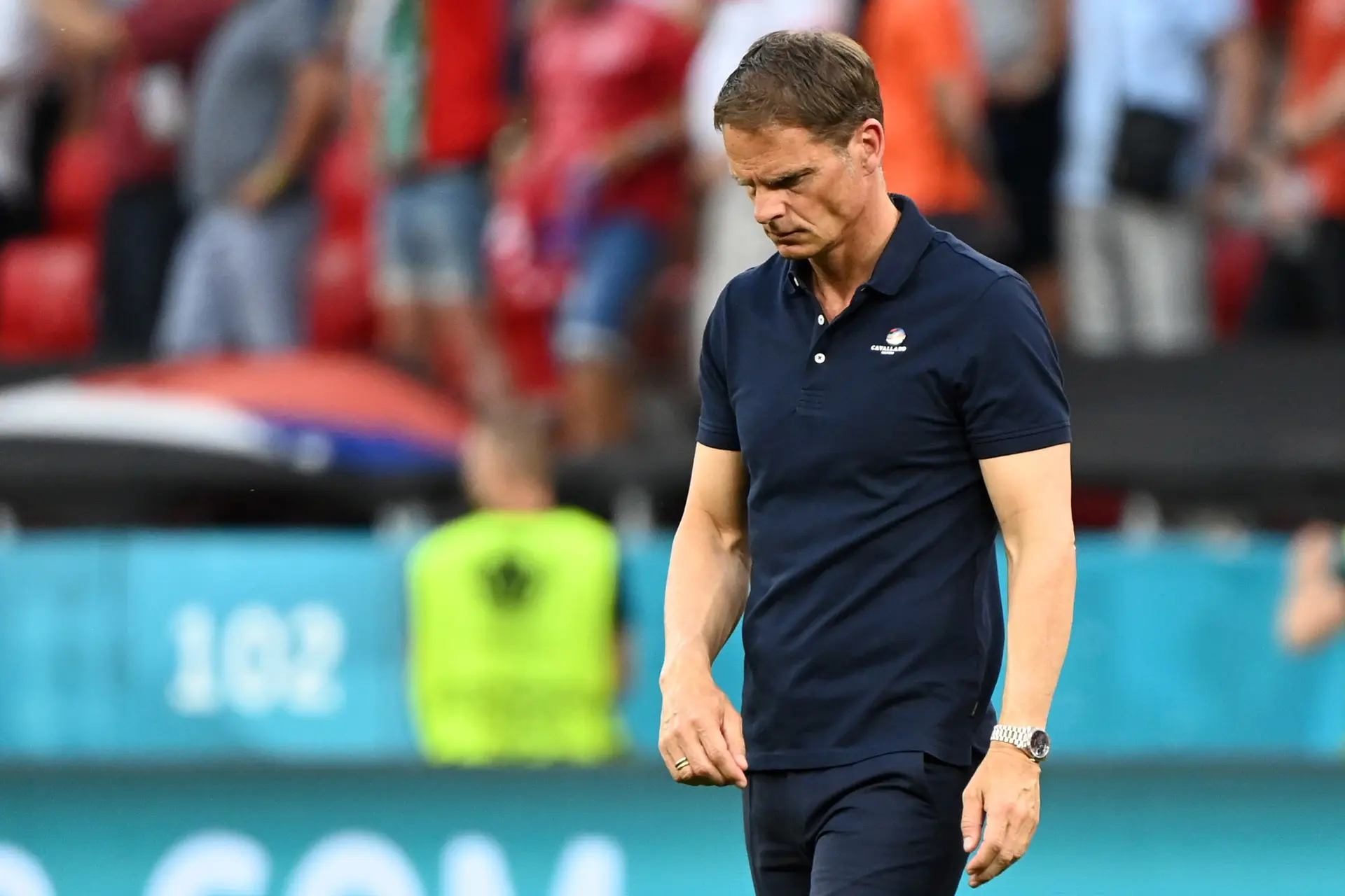 De Boer wees Olympiakos af: 'Hoop dat hij snel weer een nieuwe club krijgt'