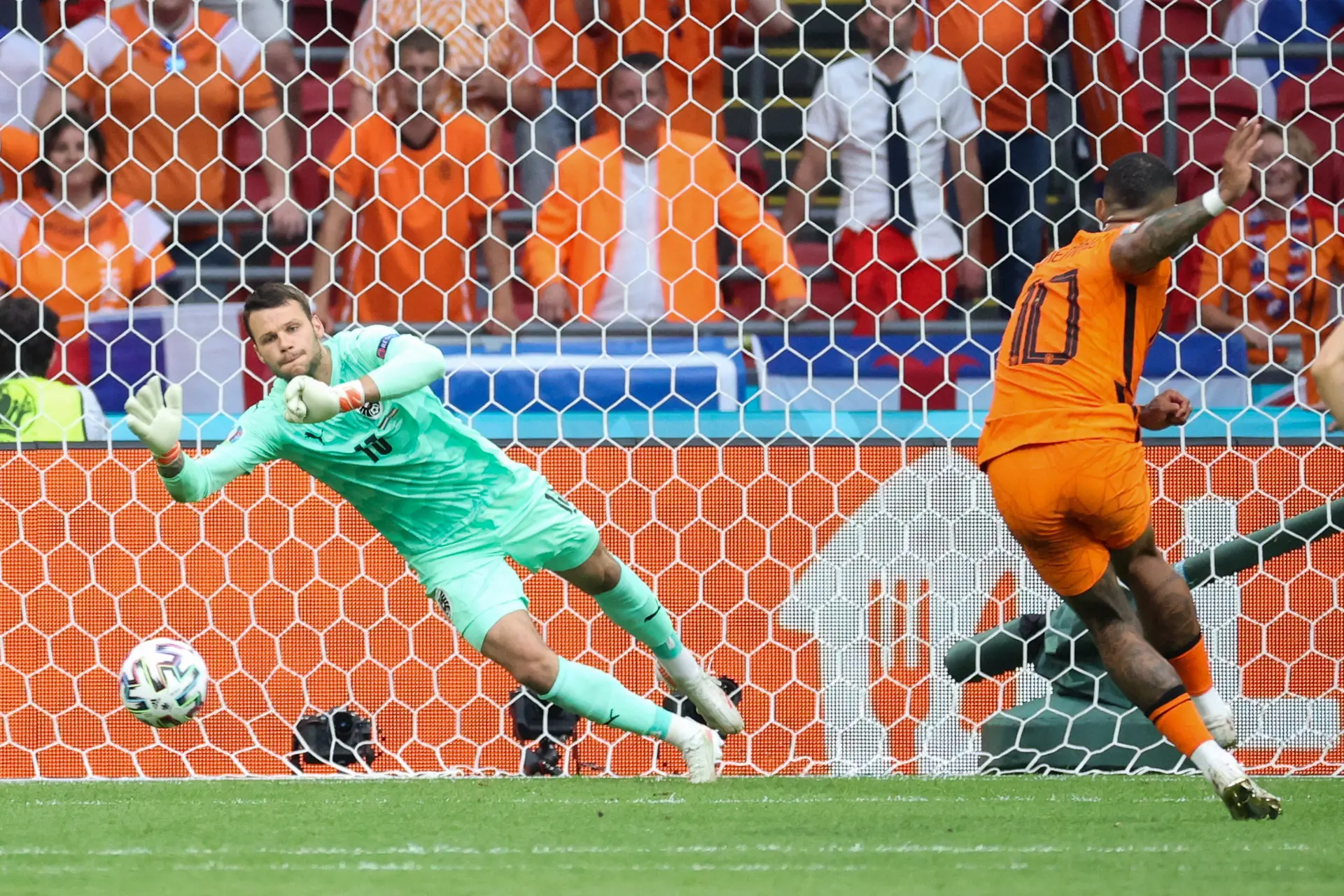 daniel bachmann ajax nederland