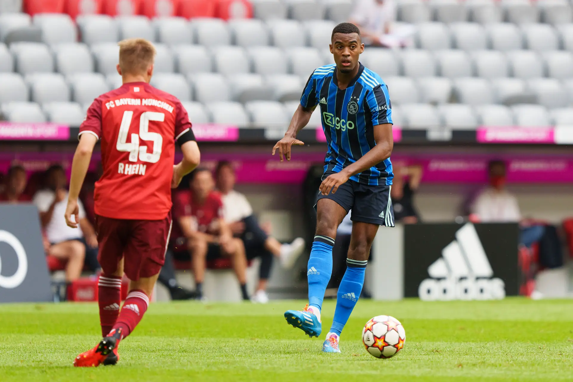 Ryan Gravenberch Bayern Munchen Ajax