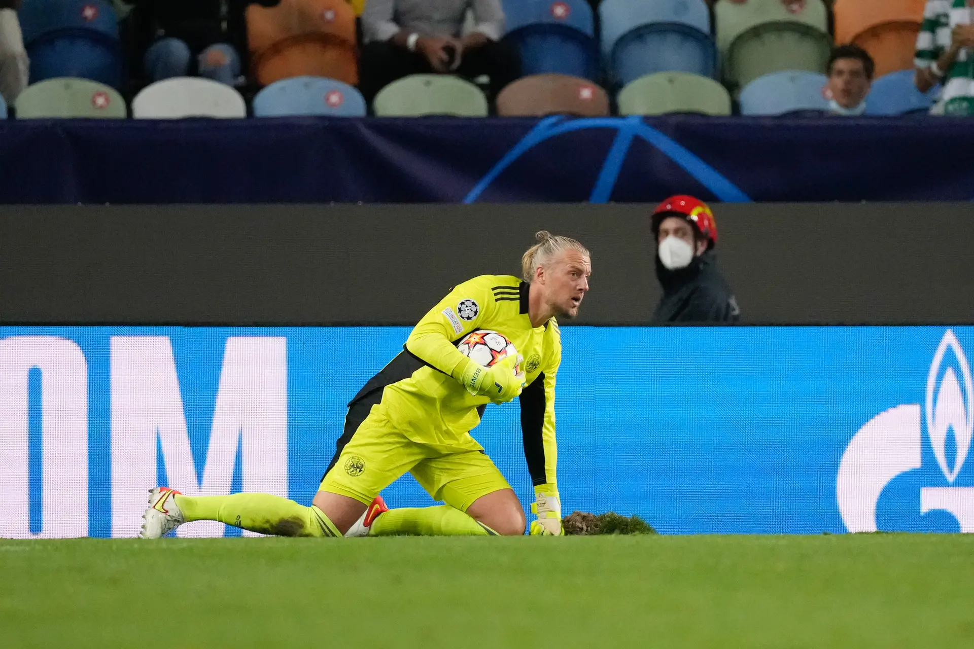 Driessen over keeperspositie Ajax: 'Een gok als Ajax daarop niet gaat acteren'