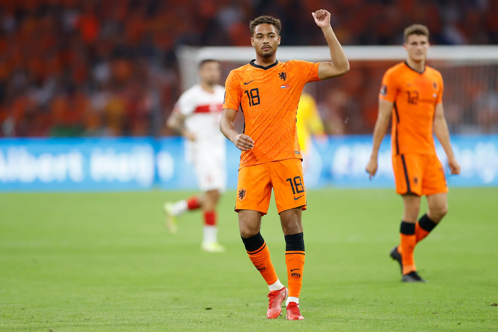 Berghuis en Timber haken af bij Oranje, Rensch opgeroepen als vervanger